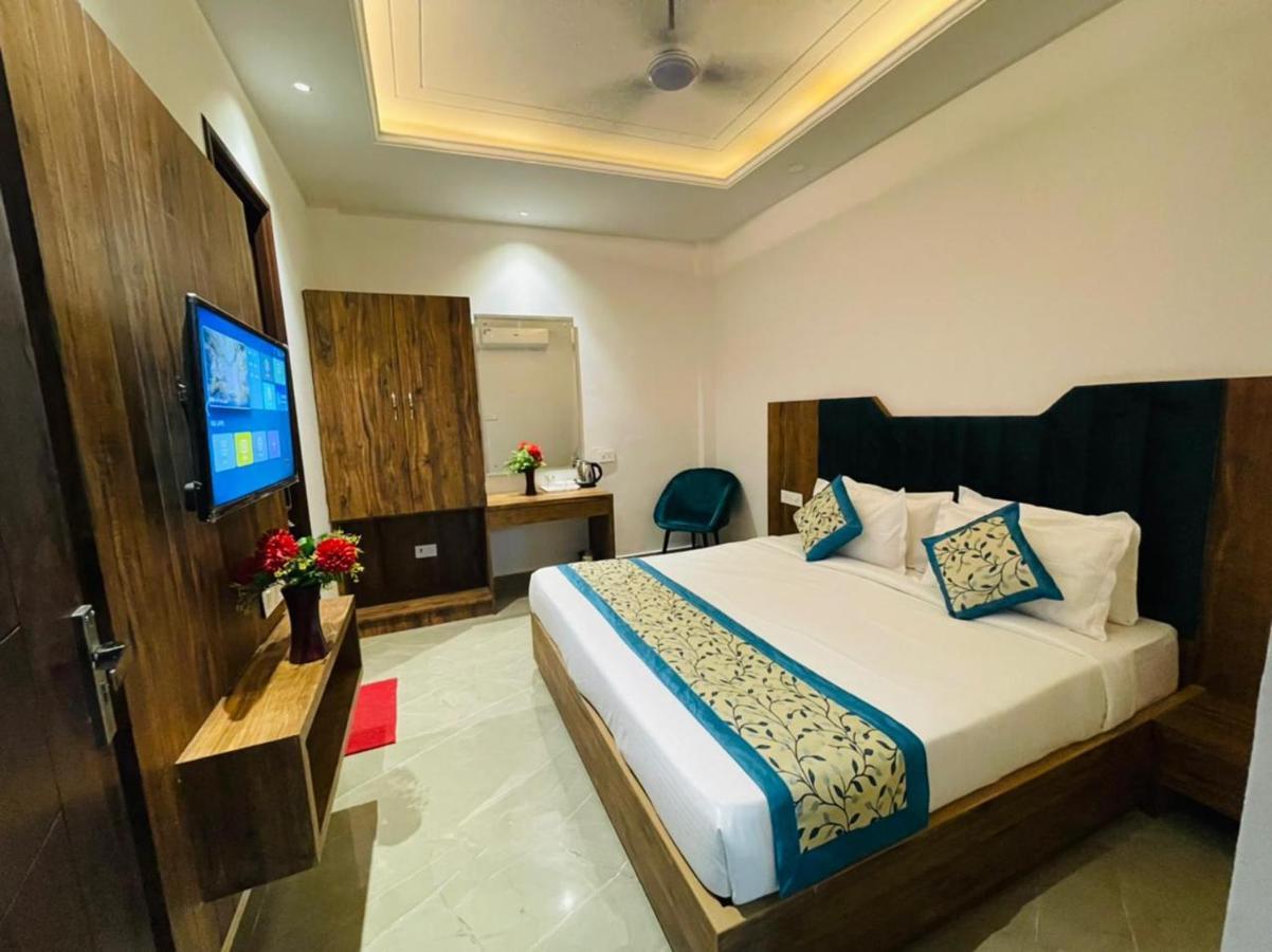 Hotel Dream Town By Cozy Hotels & Resorts Amritsar Exterior photo