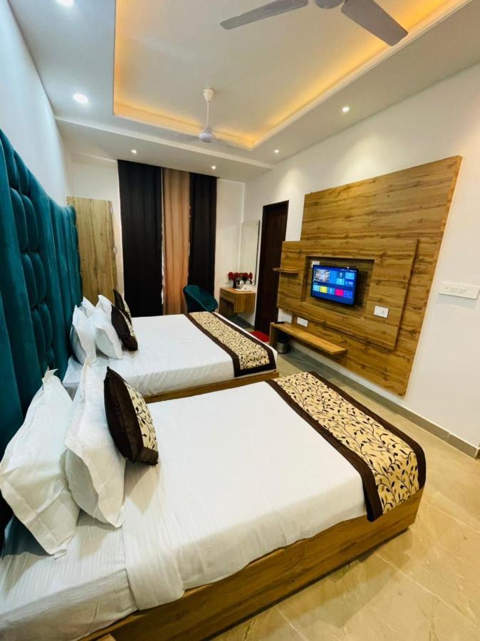 Hotel Dream Town By Cozy Hotels & Resorts Amritsar Exterior photo