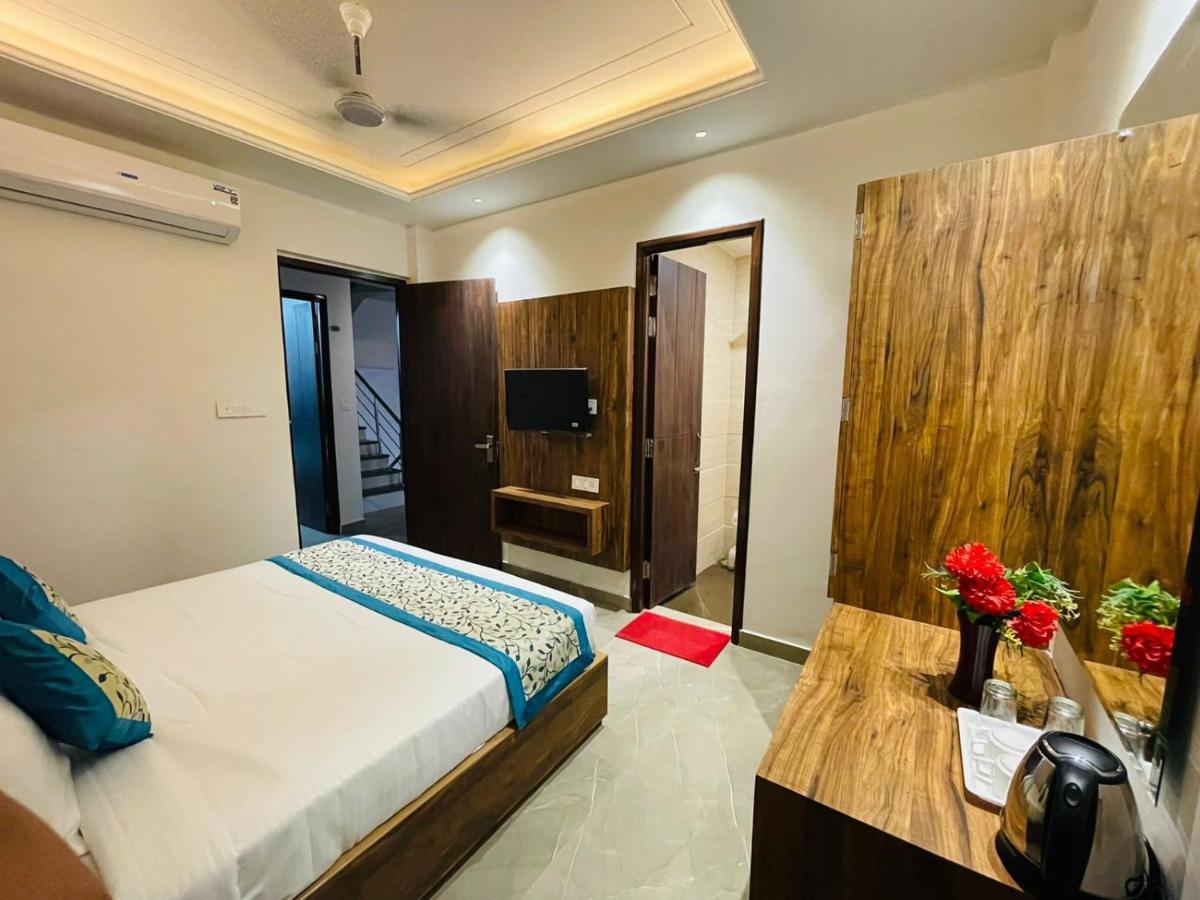 Hotel Dream Town By Cozy Hotels & Resorts Amritsar Exterior photo